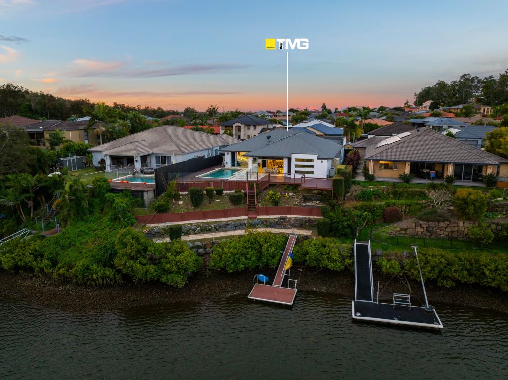 37 Brittany Dr, Oxenford, QLD 4210