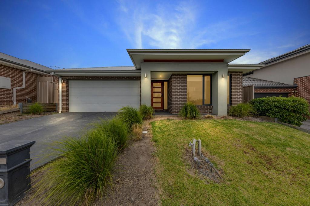 6 Talbot Dr, Pakenham, VIC 3810