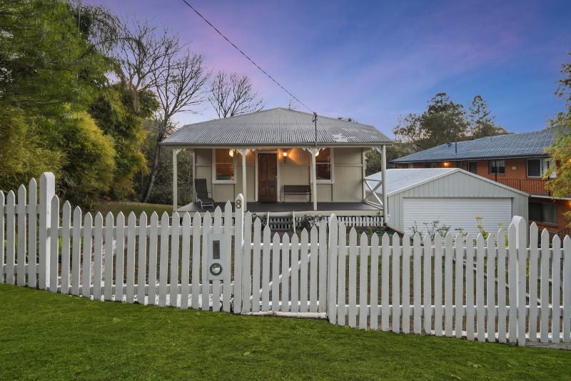 8 Stanley St, Indooroopilly, QLD 4068