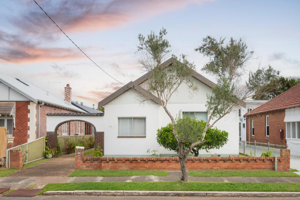 15 Darling St, Hamilton South, NSW 2303