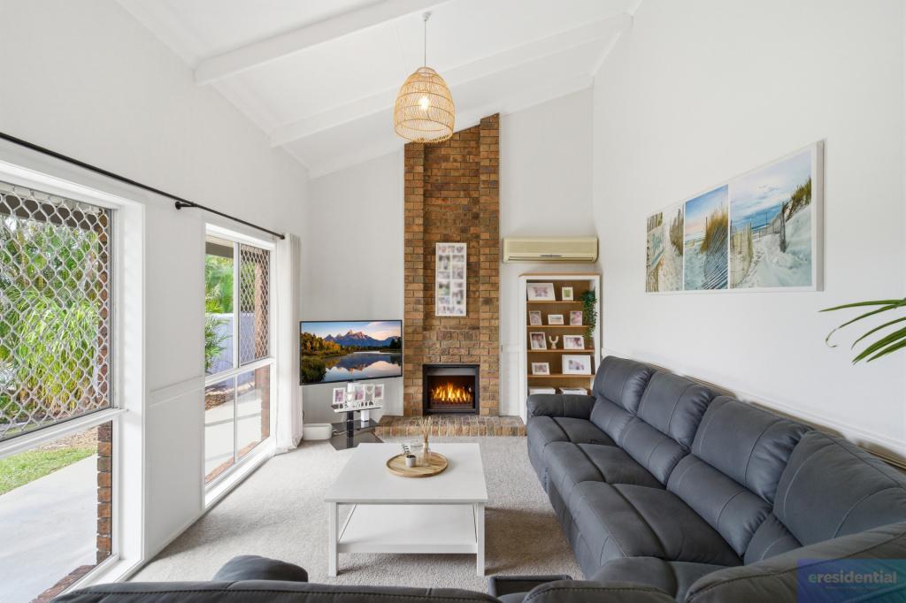 2 Black Diamond Cres, Edens Landing, QLD 4207