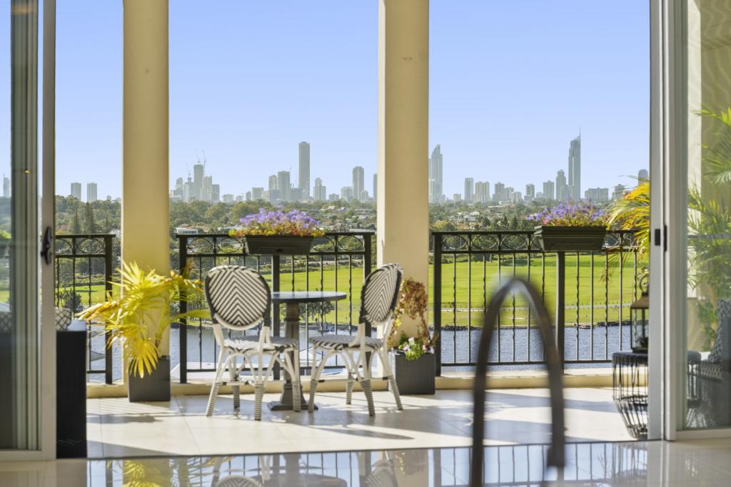 3093/3029 The Boulevarde, Carrara, QLD 4211
