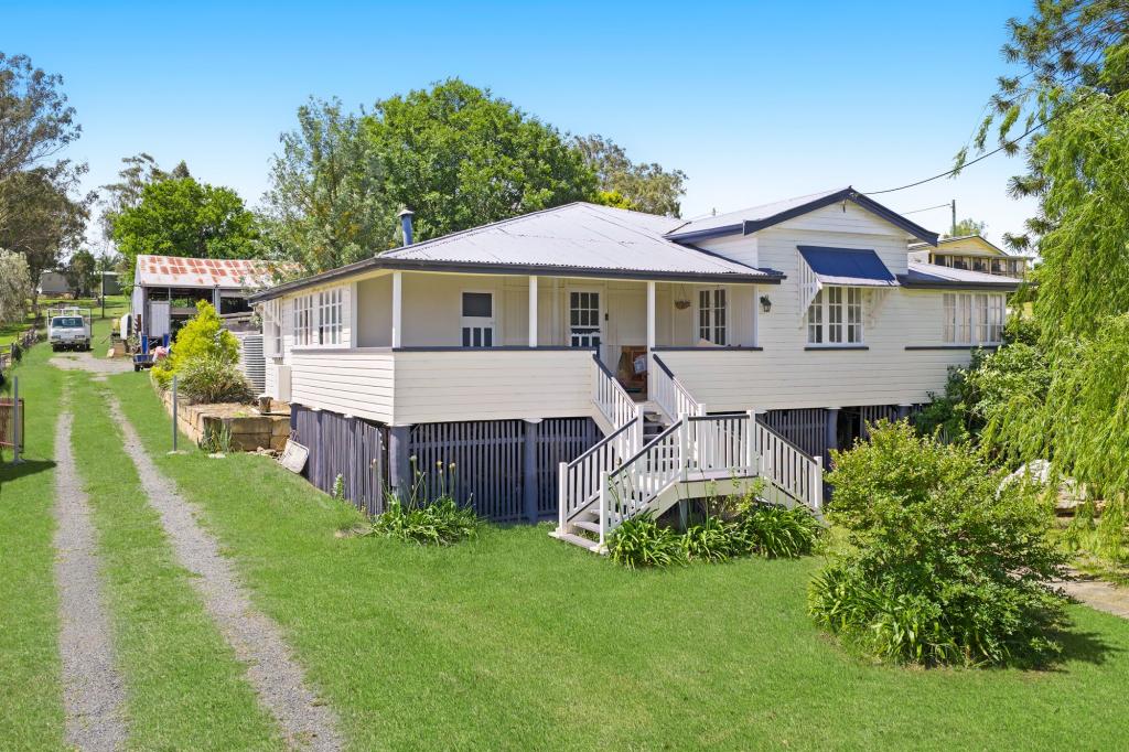 20 King St, Yangan, QLD 4371