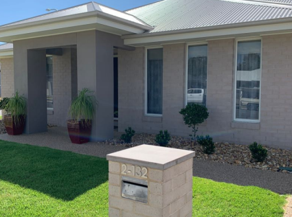 2/132 BROOKLYN DR, THURGOONA, NSW 2640