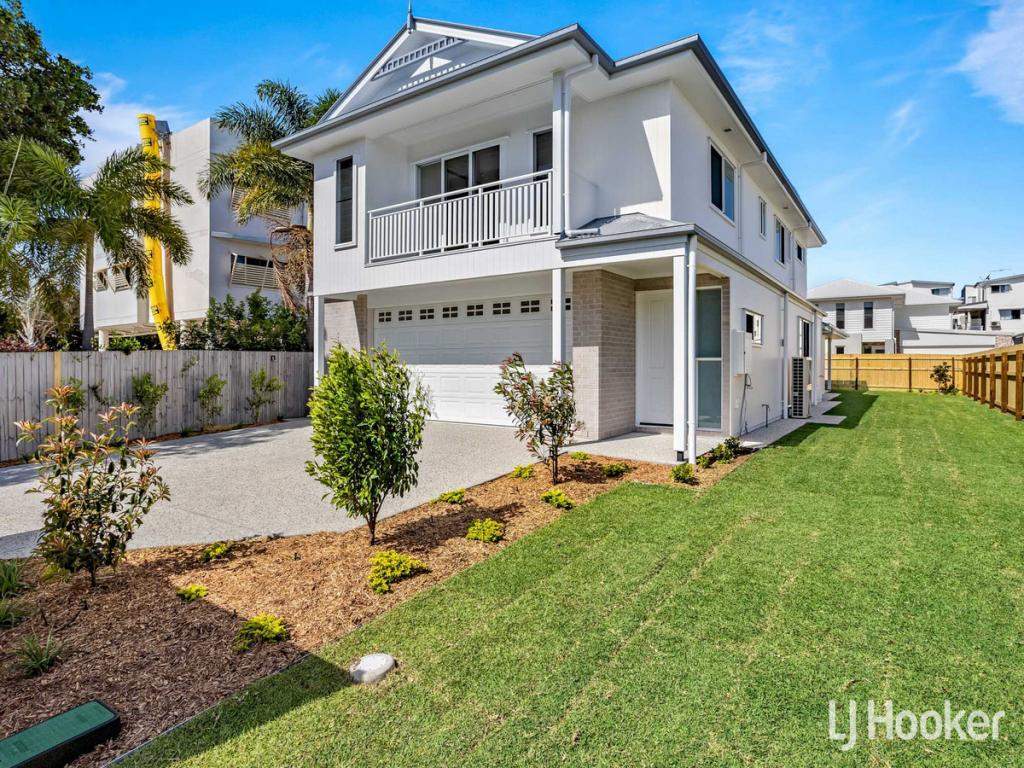 18 Robert St, Clontarf, QLD 4019