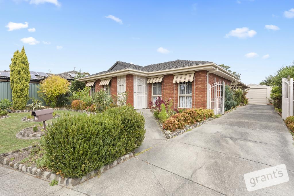 27 TARCOOLA DR, NARRE WARREN, VIC 3805