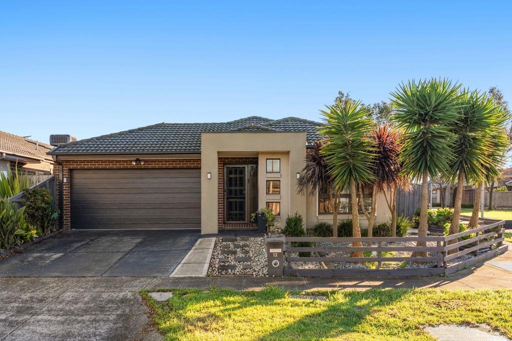 12 BLOOMSBURY PL, WOLLERT, VIC 3750