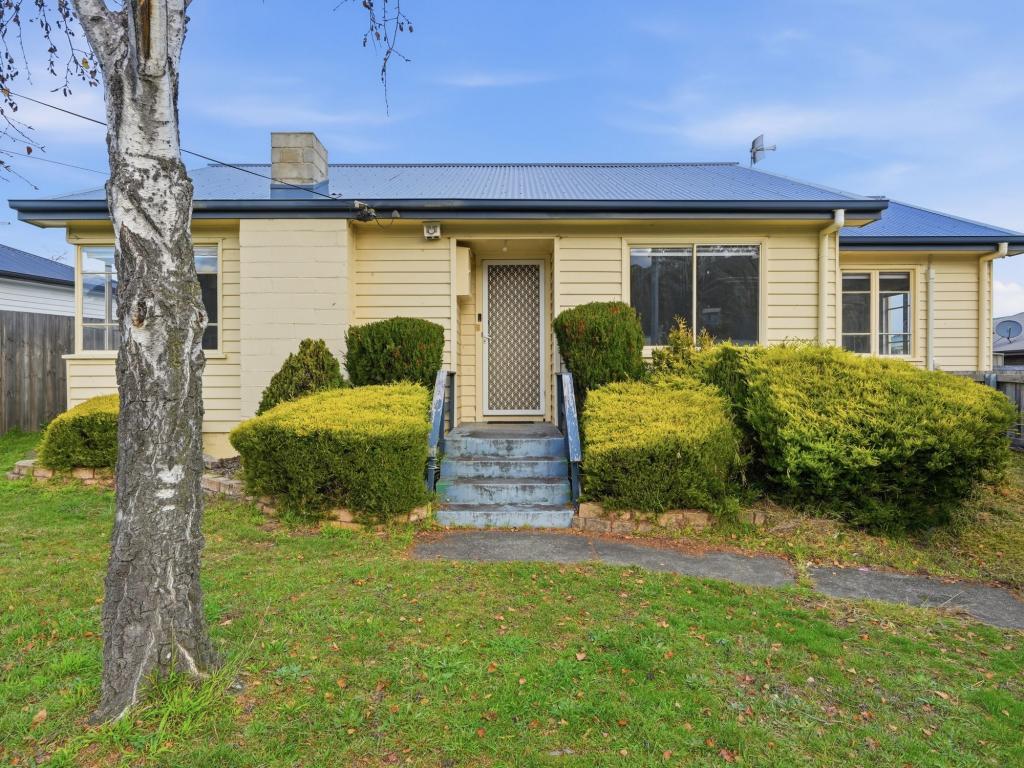 1/7 Erebus St, Warrane, TAS 7018