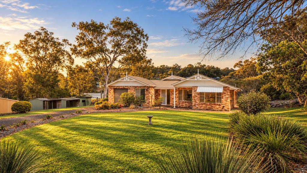 324 Hursley Rd, Glenvale, QLD 4350