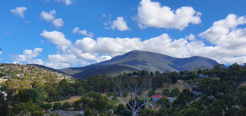 20 Kiewa Rise, Lenah Valley, TAS 7008