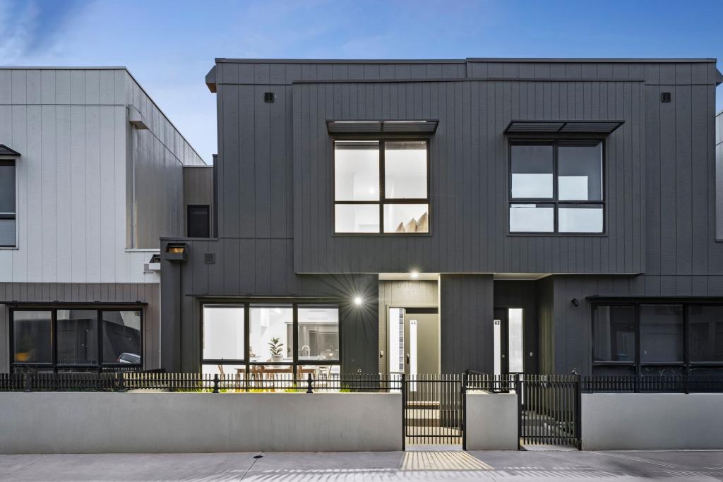 44 Limestone Dr, Berwick, VIC 3806