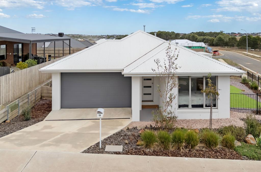 19 Goldstraw Esp, Warrnambool, VIC 3280