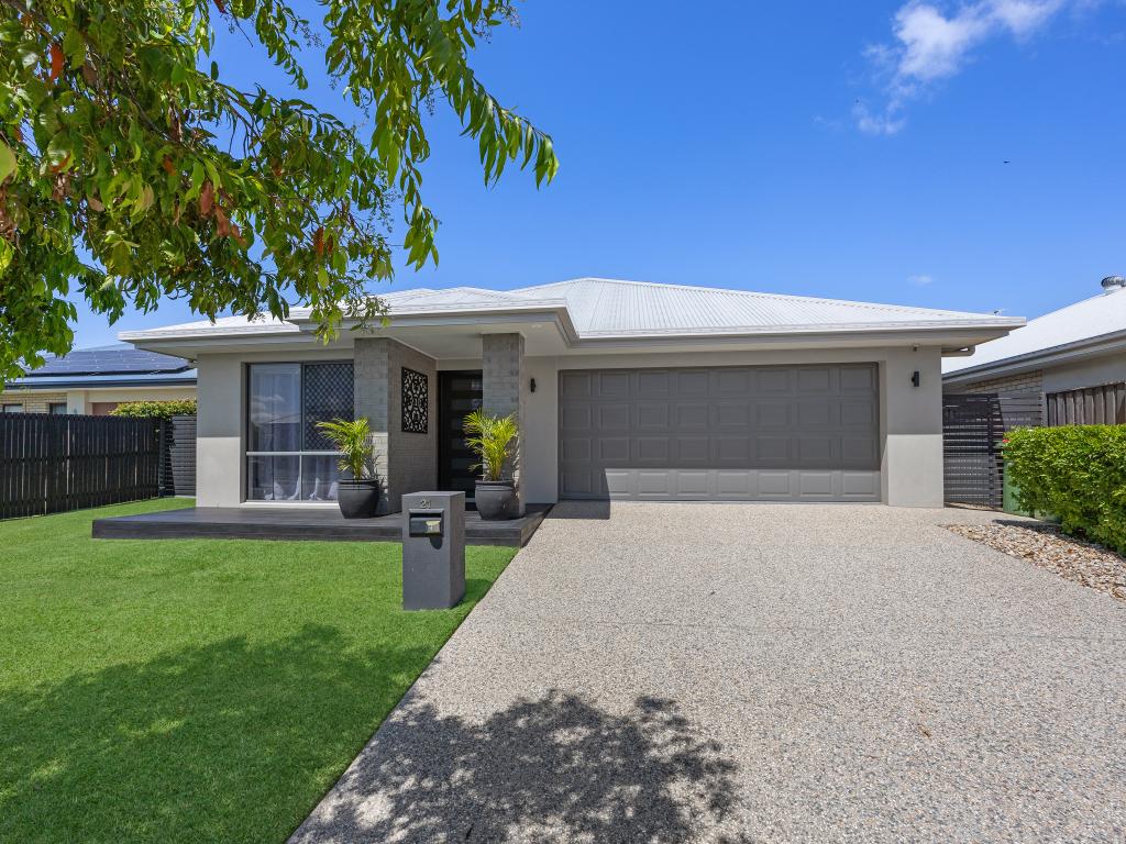 21 Freedom Cres, South Ripley, QLD 4306