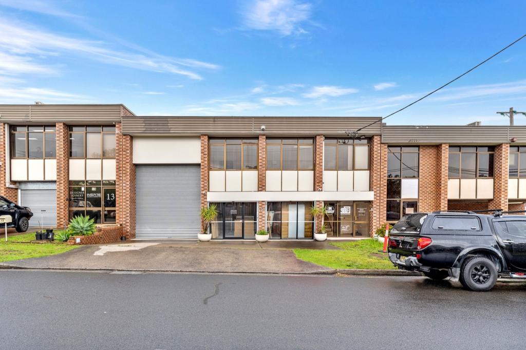 15 NOWILL ST, CONDELL PARK, NSW 2200