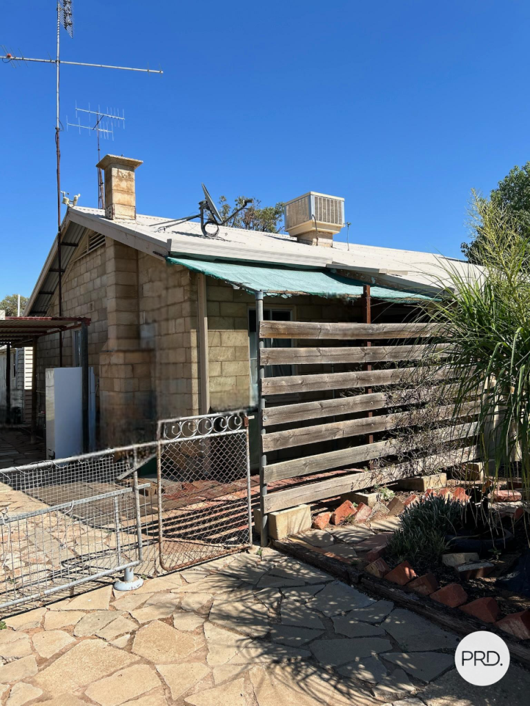 13 Railway Tce, Ouyen, VIC 3490