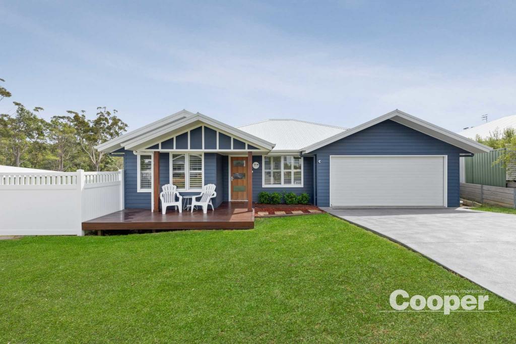 24 Amaroo Dr, Narrawallee, NSW 2539