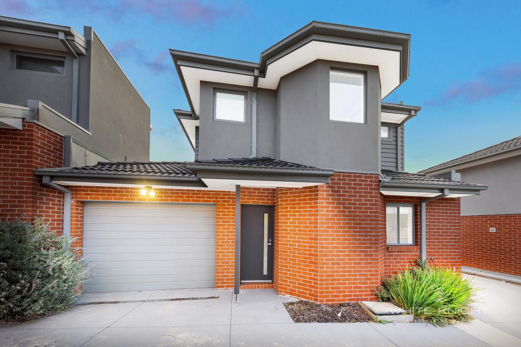 2/30 ROCKBANK RD, ARDEER, VIC 3022