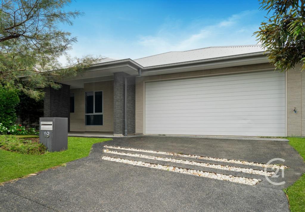 19 Bradfield St, Ripley, QLD 4306