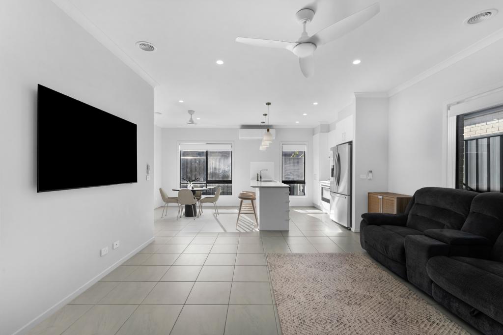25 Frome Rd, Clyde, VIC 3978