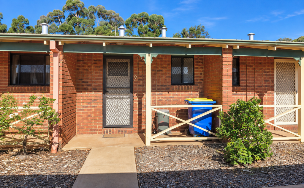 2/11 Piesse St, Boulder, WA 6432