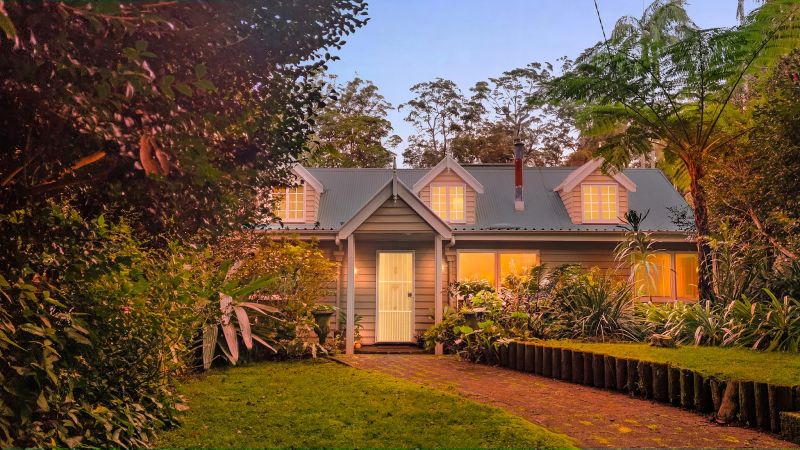 17 Kidd St, Tamborine Mountain, QLD 4272