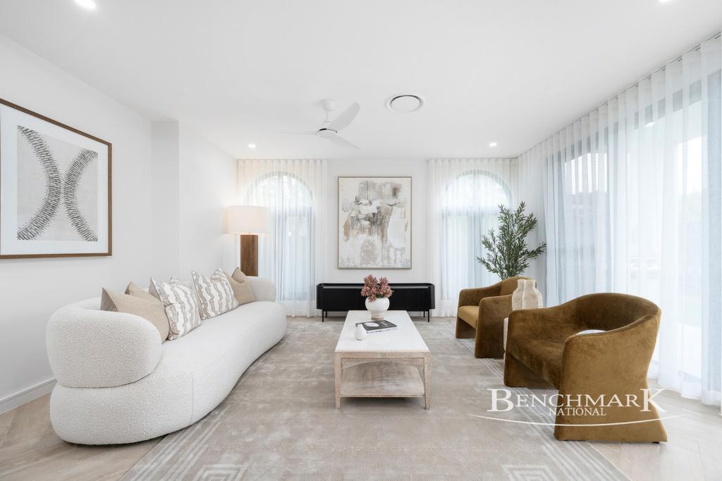 8 Ancura Ct, Wattle Grove, NSW 2173