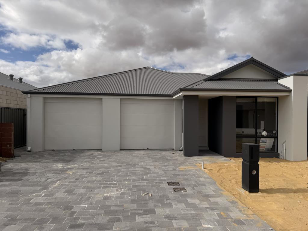 5A MOGUM BEND, SOUTH YUNDERUP, WA 6208