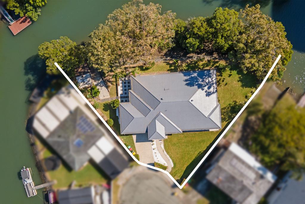 13 Amaroo St, Biggera Waters, QLD 4216