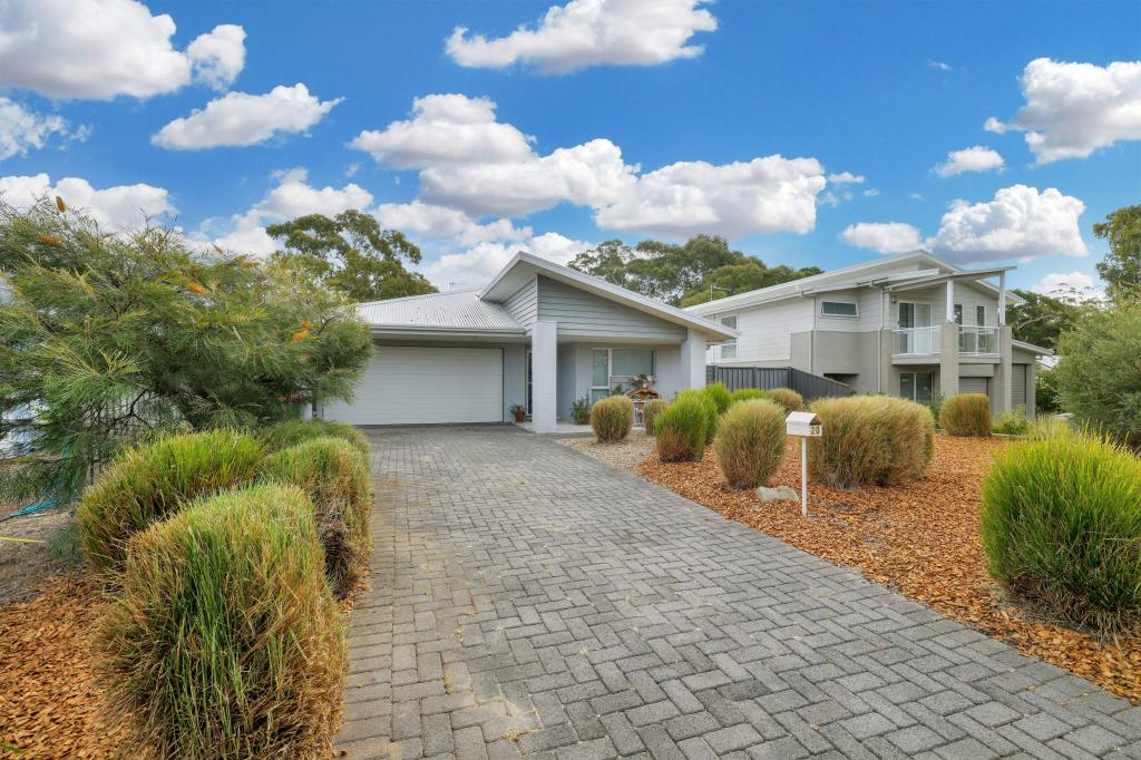 20 Hazelwood Rise, Callala Beach, NSW 2540