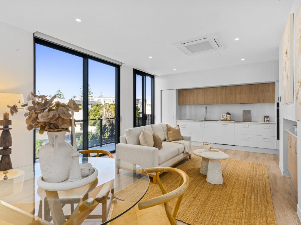 4/10 Elizabeth St, Tugun, QLD 4224