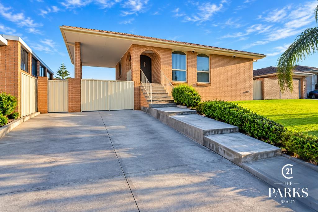 22 Turquoise Cres, Bossley Park, NSW 2176