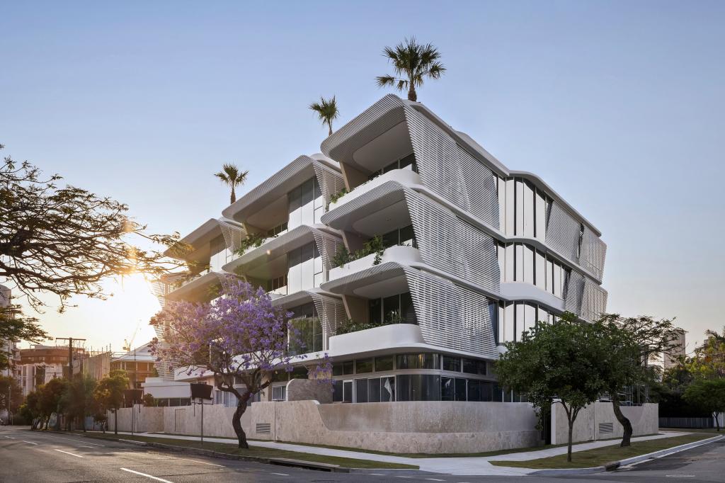 102 & 201/121 Oxlade Dr, New Farm, QLD 4005