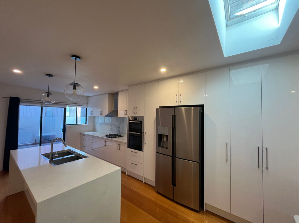 101/3 Willesden Rd, Hughesdale, VIC 3166