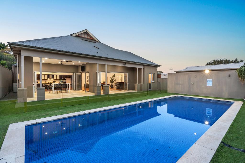 38 Kalgoorlie Rd, Largs Bay, SA 5016