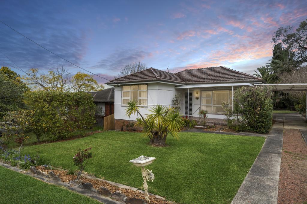 16 Arthur St, Hornsby, NSW 2077