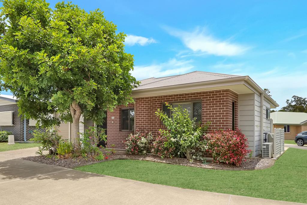 Villa 412/74-98 Emerald Park Way, Urangan, QLD 4655