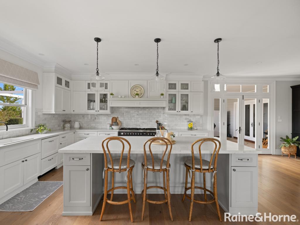 10 Marion Cl, Wimbledon, NSW 2795