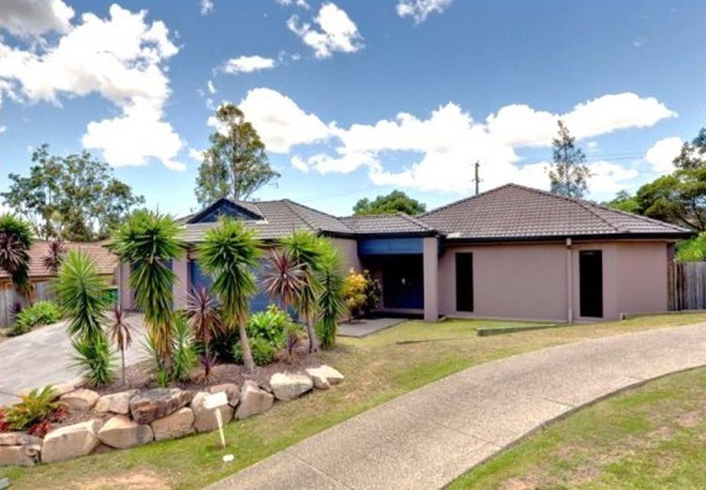 8 Katelyn Ct, Cashmere, QLD 4500