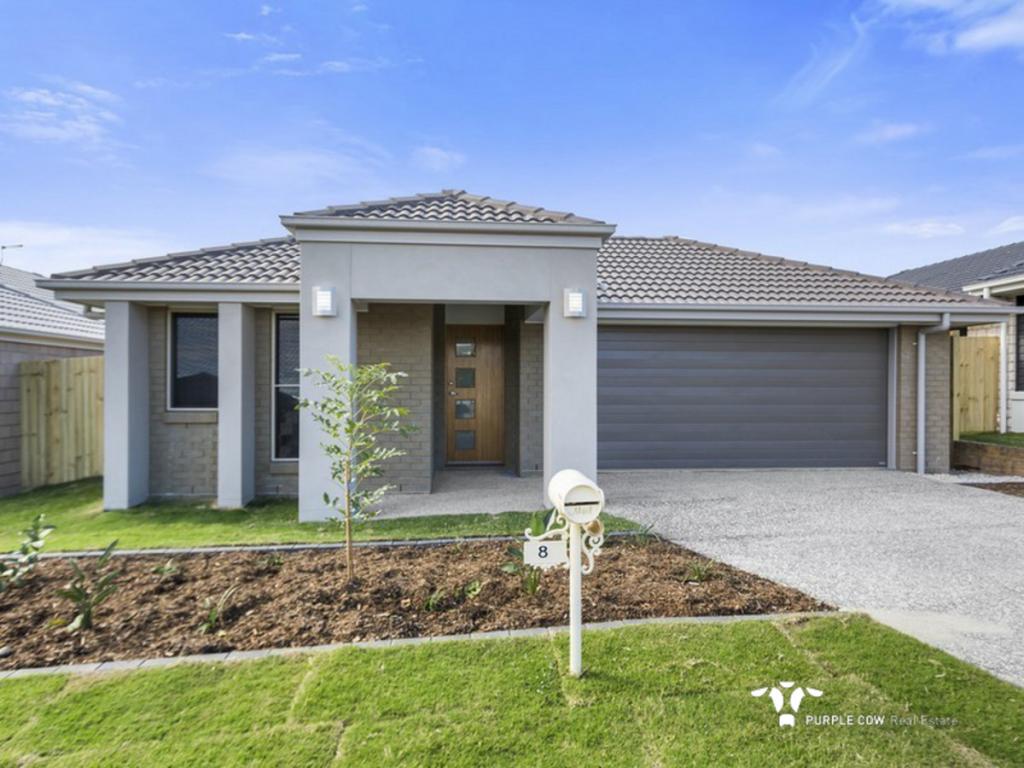 8 Maurie Pears Cres, Pimpama, QLD 4209