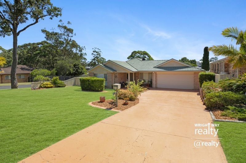 7 Claylands Dr, St Georges Basin, NSW 2540