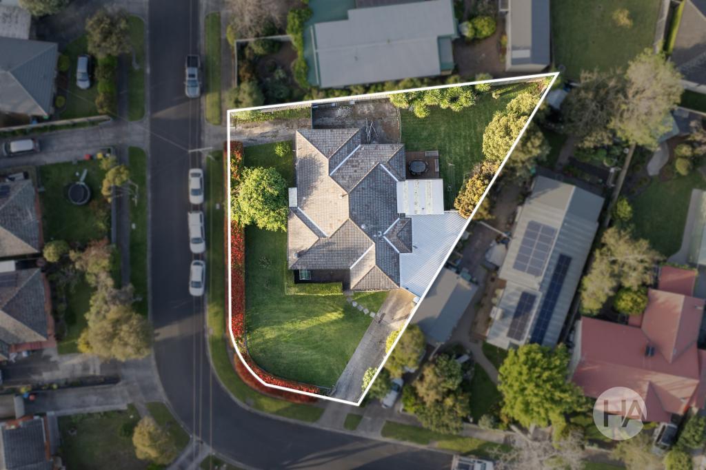 7 Pine Gr, Tyabb, VIC 3913
