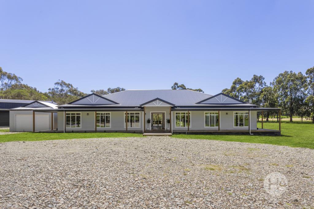 103b Highfield Dr, Langwarrin South, VIC 3911