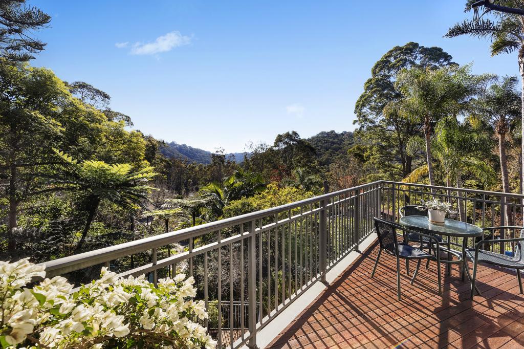 7 Mullion Cl, Hornsby Heights, NSW 2077