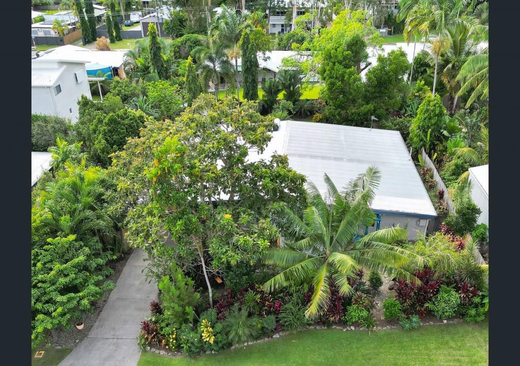 5 Boroko Cl, Trinity Beach, QLD 4879