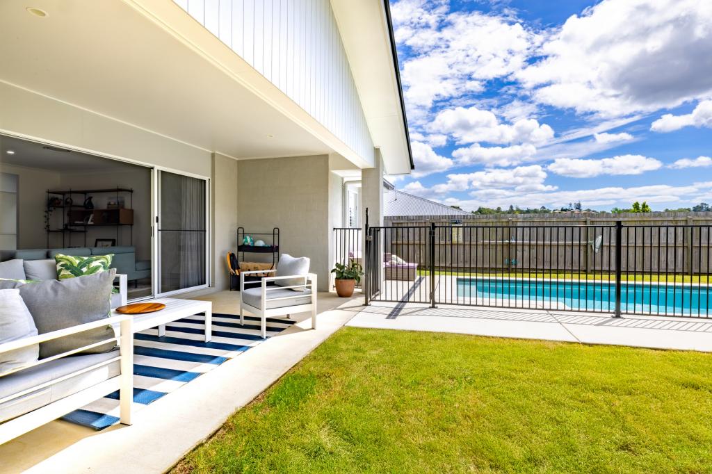 4 Pinnacle Pl, Burnside, QLD 4560