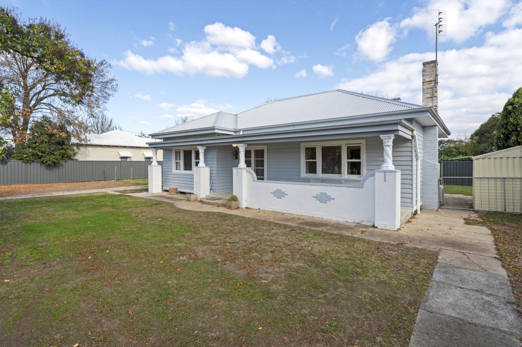 20 LEWIS ST, EUROA, VIC 3666