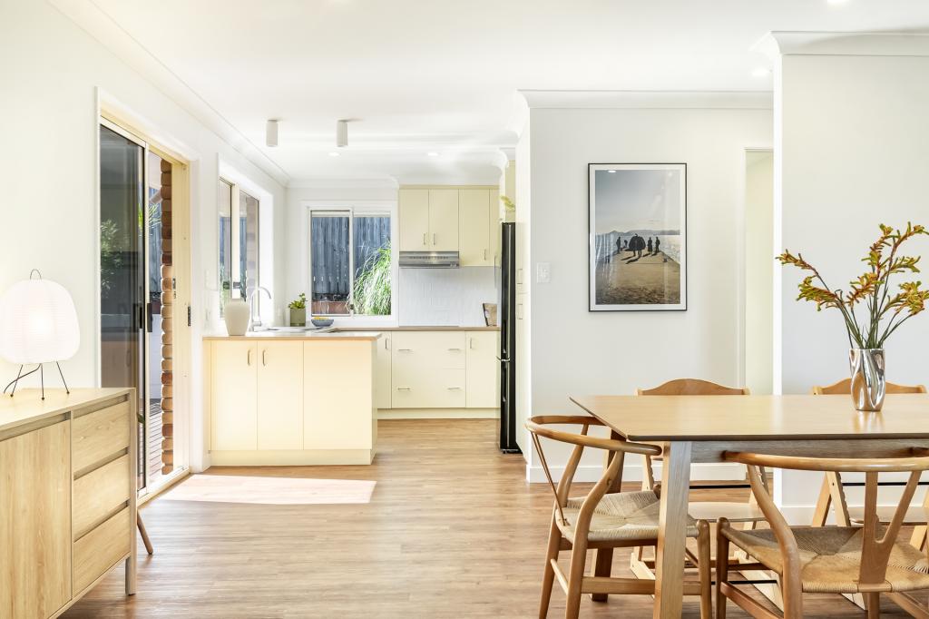 2/6 Chauvel Cl, Skennars Head, NSW 2478