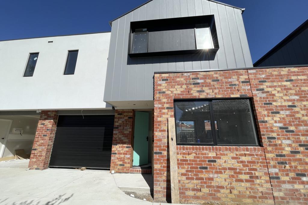 1-4/17 Bedford St, Reservoir, VIC 3073