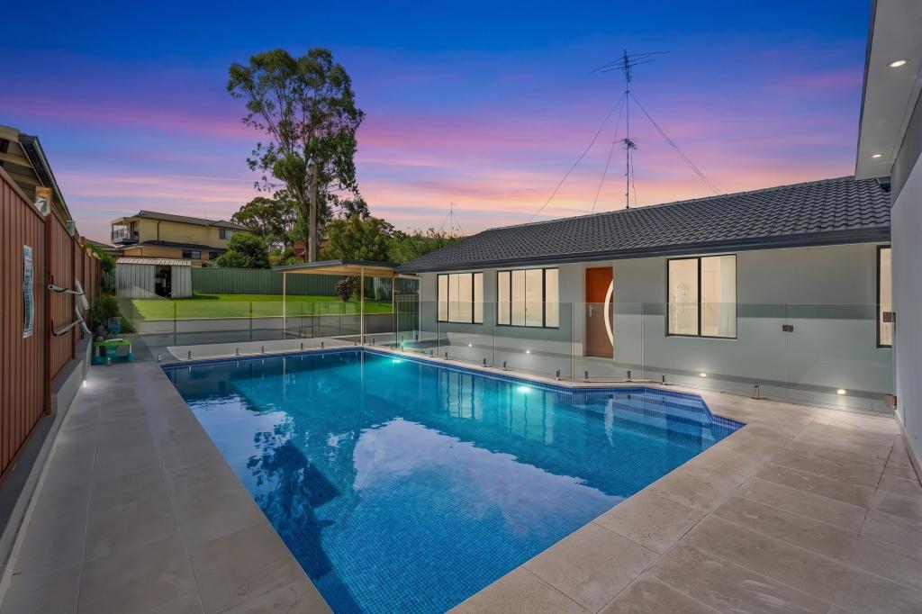 24 Explorers Way, St Clair, NSW 2759