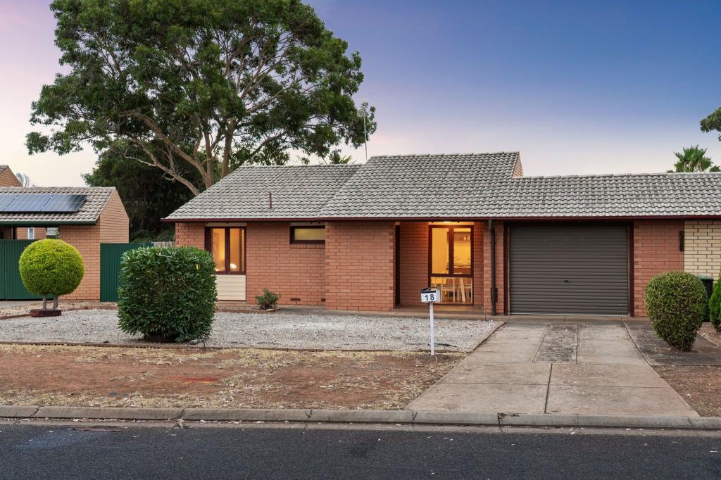 18 Warooka Cres, Smithfield, SA 5114